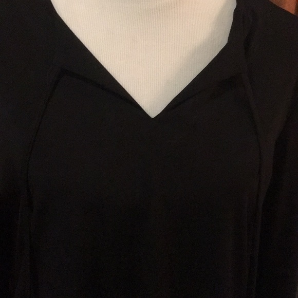 Artizan Robin Barre Black Blouse - Picture 3 of 6